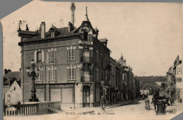 N°1073 W -cpa Sens -la Rue De L'Yonne- - Sens