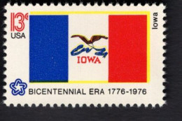 206112235 1976 SCOTT 1661  (XX) POSTFRIS MINT NEVER HINGED  - American Bicentennial FLAG OF IOWA - Ungebraucht