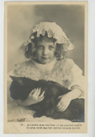 ENFANTS - LITTLE GIRL - MAEDCHEN - CAT - Jolie Carte Fantaisie Fillette Avec Chat Dans Les Bras - Portraits