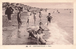 FRANCE - Coutainville - Bain - Vue Sur La Plage - Animé  - Carte Postale Ancienne - Altri & Non Classificati