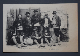 N° 320 - Pyrénées Costumes Espagnols (Frontière) - D.F. Edit. Lourdes - 1900! - Otros & Sin Clasificación