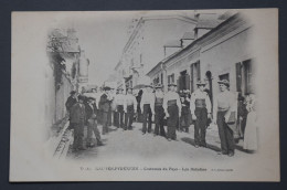 N° 181 - Hautes-Pyrénées - Costumes Du Pays - Les Baladins - D.T., Edit. Lourdes - 1900 ! - Otros & Sin Clasificación