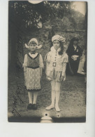 ENFANTS - Belle Carte Photo Enfants Déguisés (dont Un En Petit Page) Début XXème - Ritratti