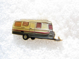 PIN'S   CARAVANE - Transportes