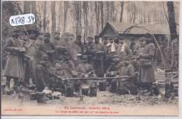 MILITARIA- 1914- EN LORRAINE- LA SOUPE EN PLEIN AIR PAR 10° AU-DESSOUS DE ZERO - Guerre 1914-18
