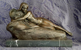 Bronzo Nude Donna Art Nouveau -Bronze Marble - Bronces