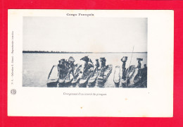 E-Congo-87A116   Chargement D'un Convoi De Pirogues, Cpa  - Congo Francés