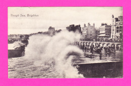 E-Royaume Uni-164P BRIGHTON Rough Sea, Grande Animation, Cpa BE - Brighton