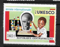 PA - 1972 - N°94**MNH - 25 Ans UNESCO - Central African Republic