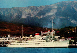 PAQUEBOT / PASSENGER SHIP " ABKHAZIA " [ АБХАЗИЯ ] / U.S.S.R. - 1972 (an601) - Paquebots