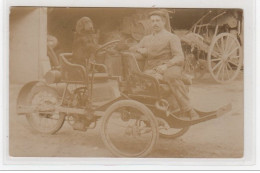 CHATEAUMEILLANT : Carte Photo D'un Chien Au Volant D'une Voiture - Très Bon état - Châteaumeillant