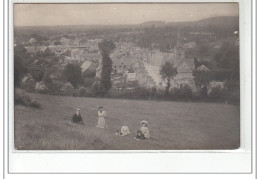 VASSY - CARTE PHOTO - Famille Dans Les Prés - Très Bon état - Andere & Zonder Classificatie