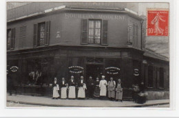 PARIS : Carte Photo D'un Magasin De Vins Et Liqueurs (Bouillon Moderne) Rue De La Roquette - Très Bon état - Arrondissement: 11