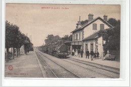 MENNECY - La Gare - Très Bon état - Mennecy