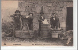 La Fabrication Du Fromage De Cantal (édité Par Baudel Dans Le LOT) - Très Bon état - Otros & Sin Clasificación