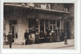 PARIS - CARTE PHOTO - Café """"A Jeanne D'Arc"""" - Rue Lafayette - Très Bon état - Paris (09)