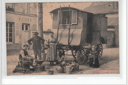 Une Famille De Rétameurs Dans La Nièvre Vers 1900 (photo Desvignes) - Très Bon état - Autres & Non Classés