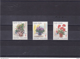 FINLANDE 1981 FLEURS Yvert 849-851, Michel 885-887 NEUF** MNH Cote 4,20 Euros - Unused Stamps