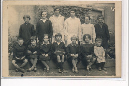 COULANGES - CARTE PHOTO - Photo De Classe - Très Bon état - Coulanges Sur Yonne