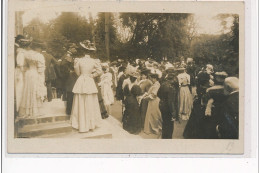 POITIERS - Fête Dans Un Jardin - CARTE PHOTO - Très Bon état - Poitiers