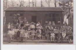 PERSAN BEAUMONT ? : Carte Photo D'un Groupe Et D'un Phonographe - Très Bon état - Persan