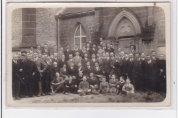 MACHAULT : Carte Photo Du Groupe Saint Pierre Devant L'église - Très Bon état - Autres & Non Classés