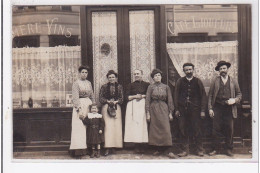 LILLE : Carte Photo D'un Café - Très Bon état (timbre Abimé Au Dos) - Lille