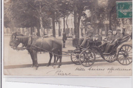 A LOCALISER (chachet 69): Carte Photo D'un Taxi (attelage) - Bon état (un Coin Plié) (format 9 X 15,5cm Au Lieu De 9x14) - Other & Unclassified