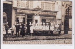 TOURS : Carte Photo Du Salon De Thé LEZE -  état (2 Coins Manquant) - Tours