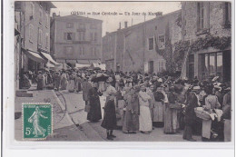 COURS : Un Jour De Marché Sur La Rue Centrale - Très Bon état - Cours-la-Ville