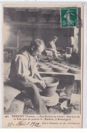 TREIGNY : Nos Potiers Au Travail - Intérieur De La Fabrique De Poterie MATHIEU à Beauregard - Très Bon état - Treigny