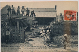 CAYEUX-sur-MER : Construction D'un Bateau De Pêche - Très Bon état - Cayeux Sur Mer