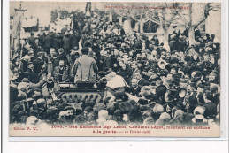 LOURDES : Son Eminence Mgr Lecot, Cardinal-legat Montant En Voiture à La Grotte - Tres Bon Etat - Lourdes