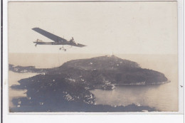 VILLEFRANCHE-sur-MER : Avion En Vol - Très Bon état - Villefranche-sur-Mer