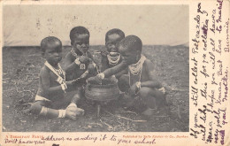 CPA / AFRIQUE DU SUD / CPA ETHNIQUE / A BREAKFAST PARTY / ENFANTS NOIRS - Südafrika