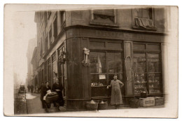 Devanture D'une Droguerie. Carte Photo Animée Non Située - Tiendas