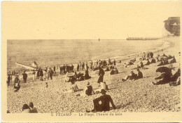 CPA - FECAMP - LA PLAGE, L'HEURE DU BAIN - Fontaine Le Dun