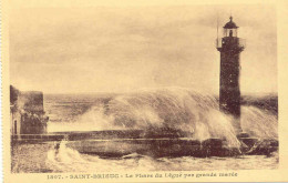 CPA - SAINT BRIEUC - LE PHARE DU LEGUE PAR GRANDE MAREE - Saint-Brieuc