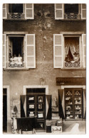 Devanture De La Droguerie Charbonneau. Carte Photo Animée Non Située - Winkels