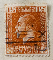 Nouvelle-Zélande - 1915 1 1/2 D King George V / VARIÉTÉ LANGUE TIRÉE - Plaatfouten En Curiosa