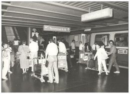 C5592/ Flughafen Zürich  Foto 21 X 15 Cm 70er Jahre - Andere & Zonder Classificatie