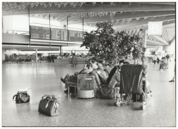 C5563/ Flughafen Frankfurt Abfertigungshalle  Foto 21x15 Cm 70er Jahre - Autres & Non Classés