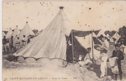 Saint-Médard En Jalles, Sous La Tente Camp Militaire - Autres & Non Classés