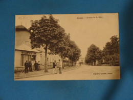 17) Jonzac - N° - Avenue De La Gare (coiffeur) - Année: - EDIT: Laroche - Jonzac