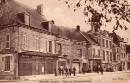 BRAINE  (Aisne)  -  Place De L' Hôtel De Ville (Postes Télégraphes Téléphones) - Autres & Non Classés