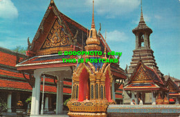 R519454 Thailand. Bangkok. Inside The Temple Of The Emerald Budha. Golden Penins - World