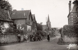 MESNIERES En BRAY  -  Rue De La Gare  (café) - Mesnières-en-Bray