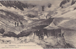 74 CHAMONIX MONT BLANC RANDONNEURS A LA CABANE DU COUVERCLE ET LE JARDIN Editeur COUTTET  Auguste N° 301 - Chamonix-Mont-Blanc