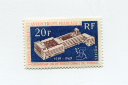T. A. A. F. N°32 ** 50e ANNIVERSAIRE DE L'ORGANISATION INTERNATIONALE DU TRAVAIL - Unused Stamps