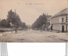 CPA (02) LAON.  Avenue De La Gare, Commerce REDELIN  ...T527 - Laon